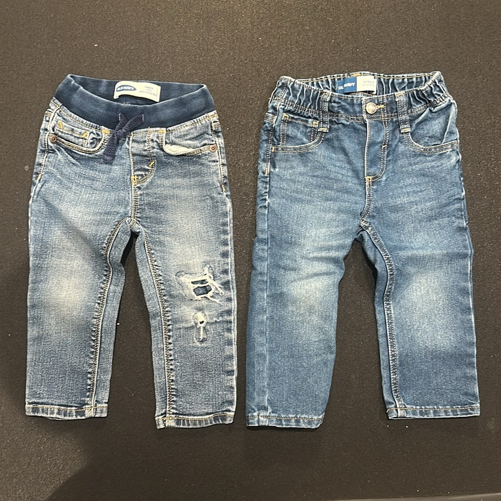 Old navy toddler  jeans (set of 2)